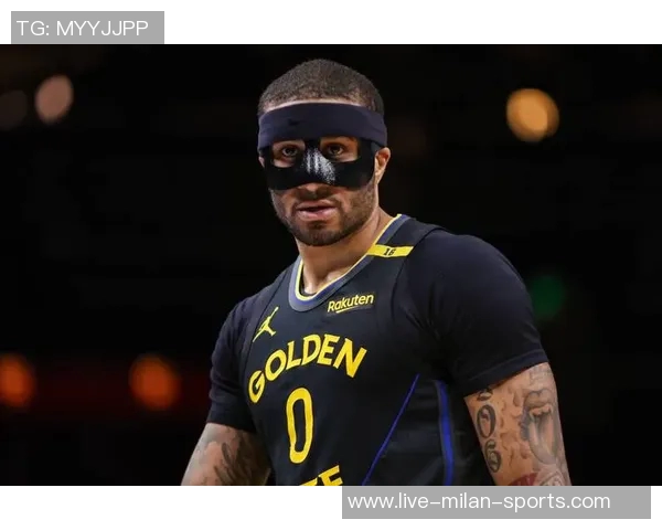 库明加签订合同后重返社交媒体分享休赛期精彩瞬间合集