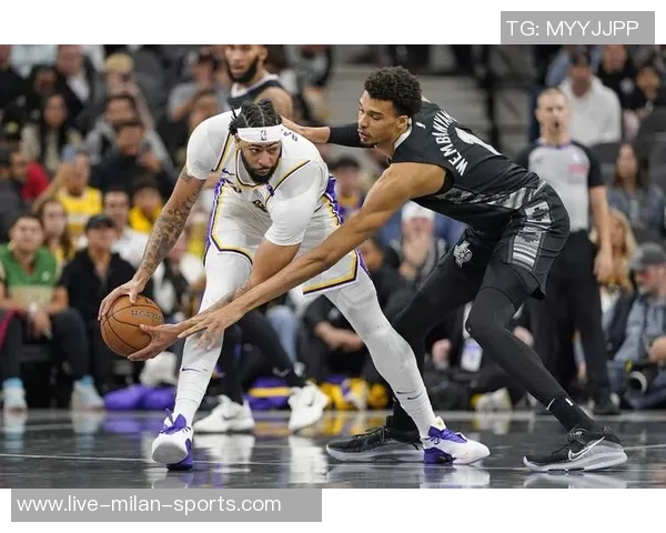 湖人新赛季西部排名预测第六或第七开局表现将是关键因素