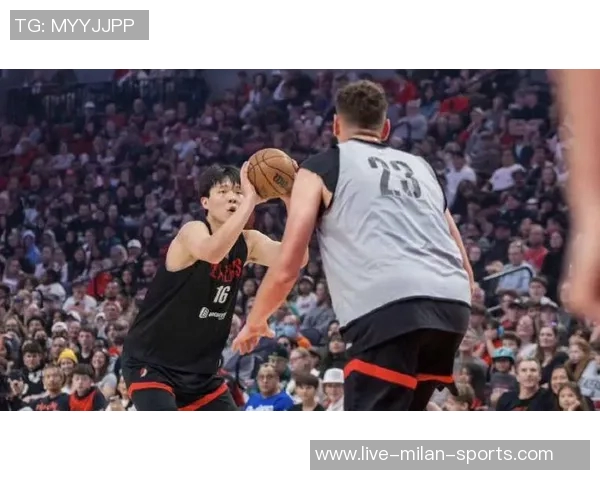 刘维伟透露瀚森早晨8点到馆训练克林根并未与其同组进行力量训练 刘维伟透露瀚森早晨8点到馆训练克林根并未与其同组进行力量训练