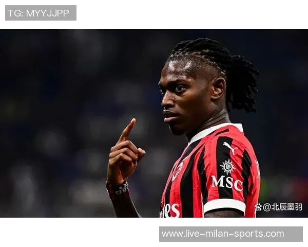 莱奥替补表现失常两度错失良机遭球迷怒斥