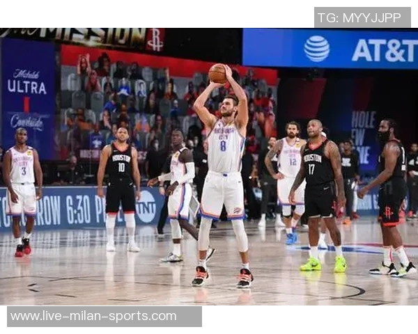 布克回应全明星投票落选称自己表现优于许多人但不符合评选标准